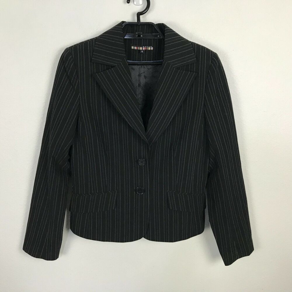 Dalia Blazer Size 8 Black Pinstriped Long Sleeve Polyester Blend Career Womens